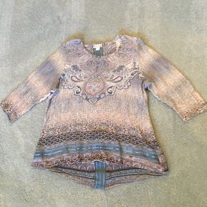 World unity 3/4 sleeve shirt